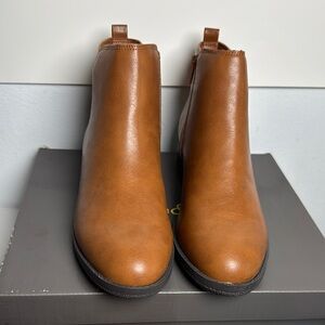 Style & Co Women’s Garnerr Lug Ankle Booties